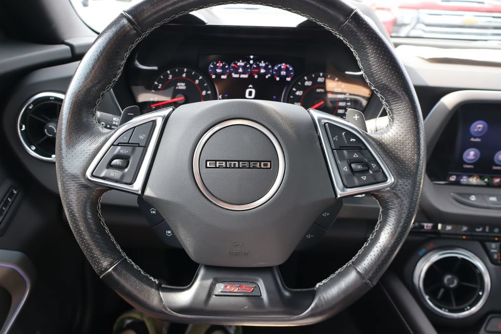 Used 2022 Chevrolet Camaro SS RWD image 7