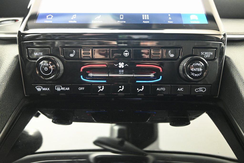 Used 2023 Jeep Grand Cherokee Limited image 33