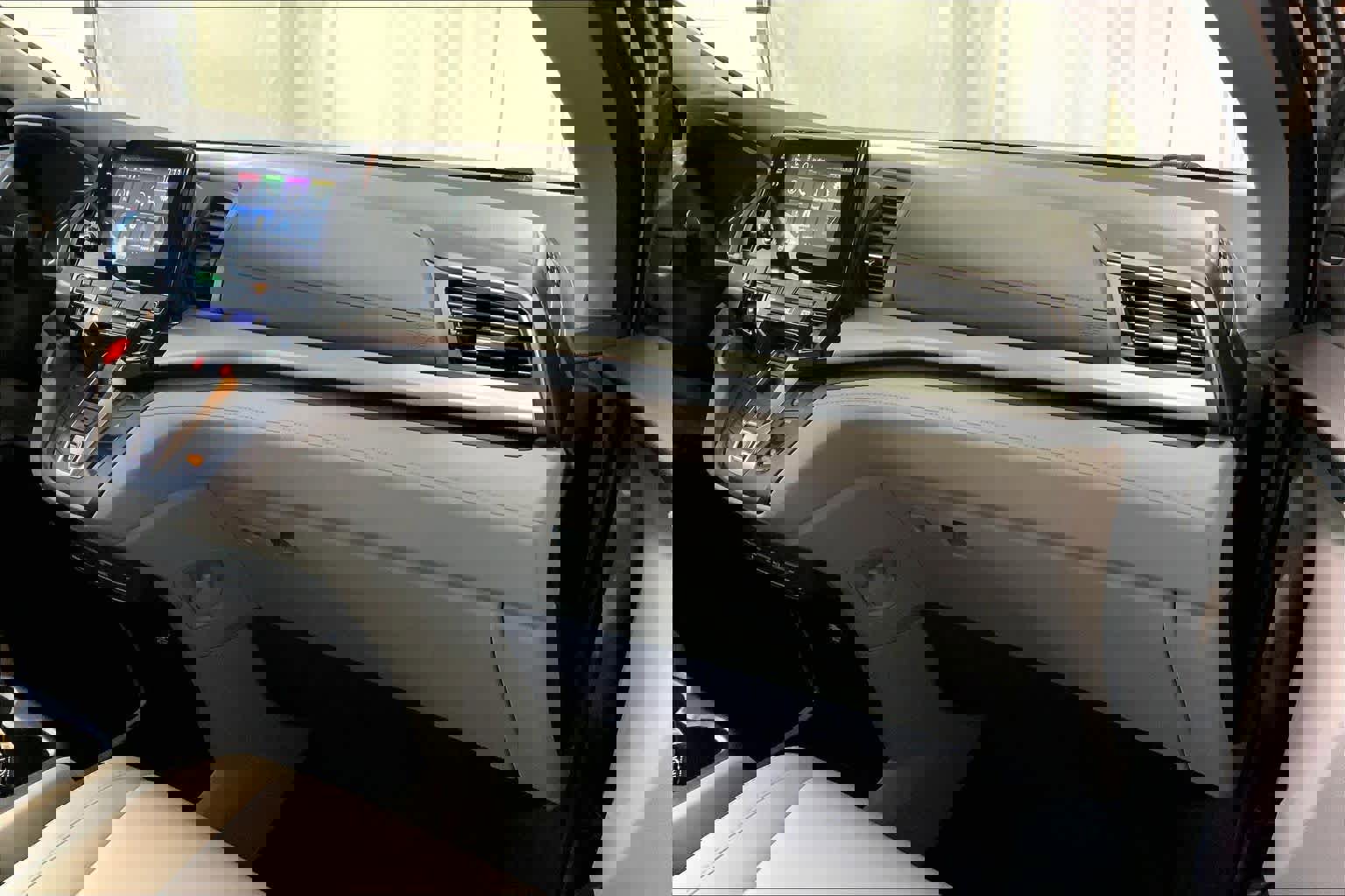 Used 2019 Honda Odyssey EX-L image 18