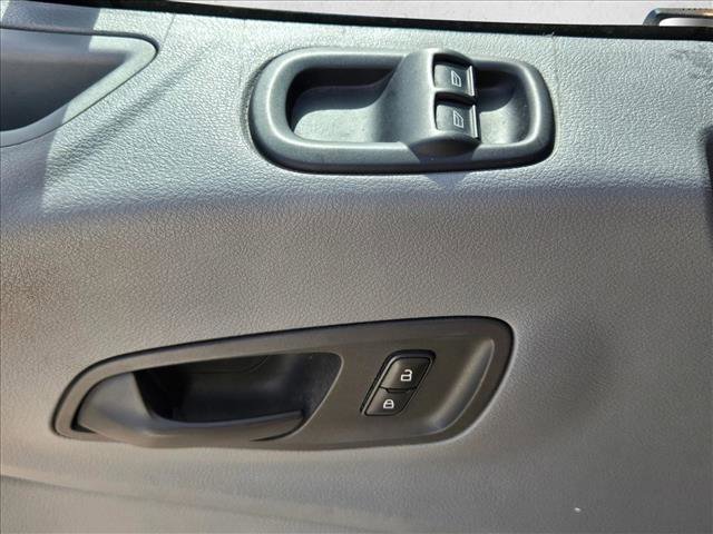 Certified 2018 Ford Transit 250 148 Medium Roof RWD image 9