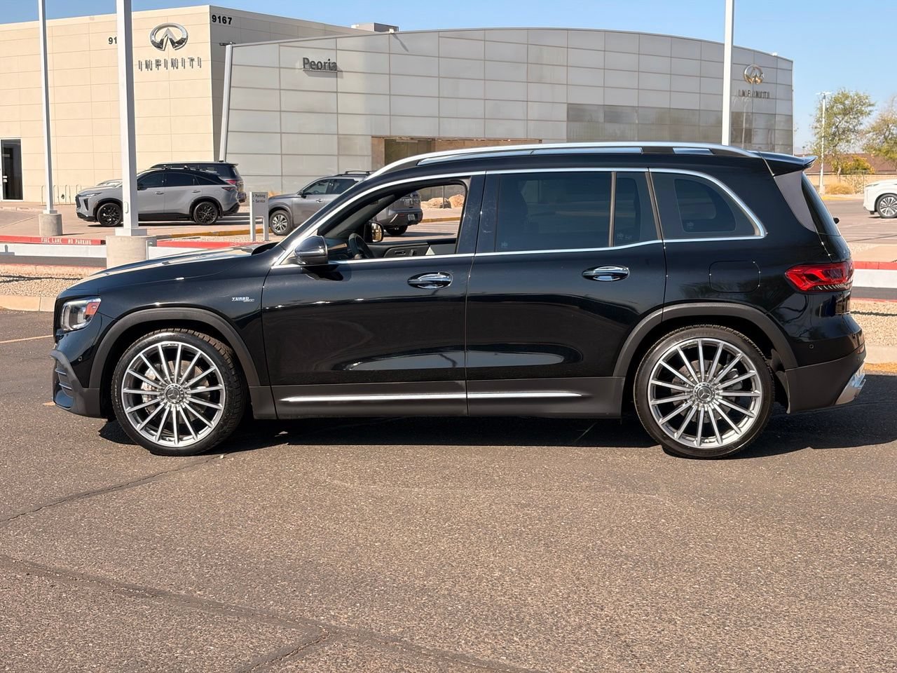 Used 2022 Mercedes-Benz GLB 35 AMG 4MATIC image 3