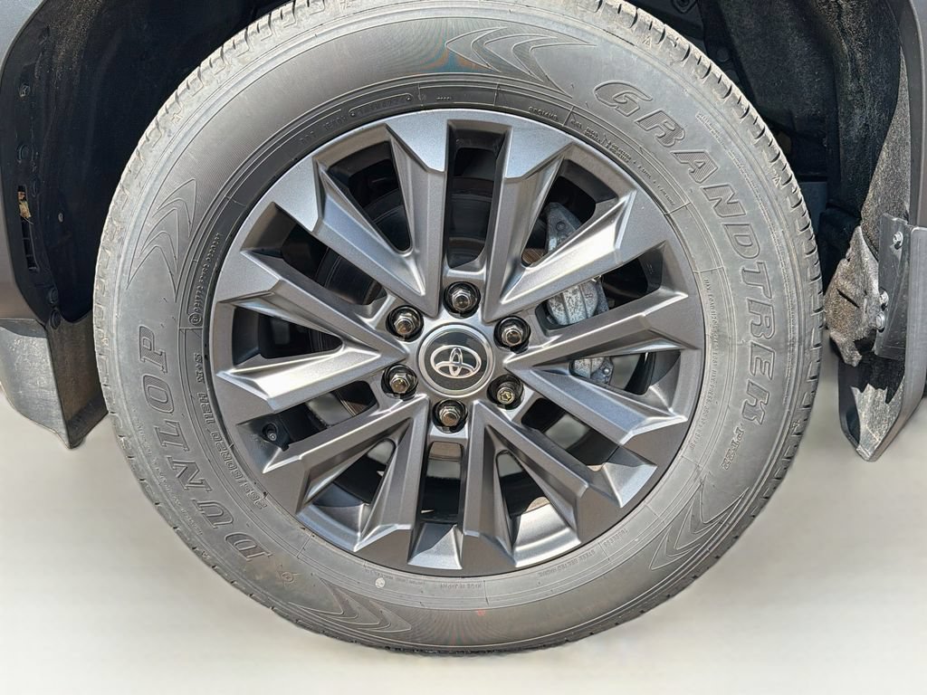 Used 2025 Toyota Land Cruiser w/ Premium Package AWD/4WD image 34
