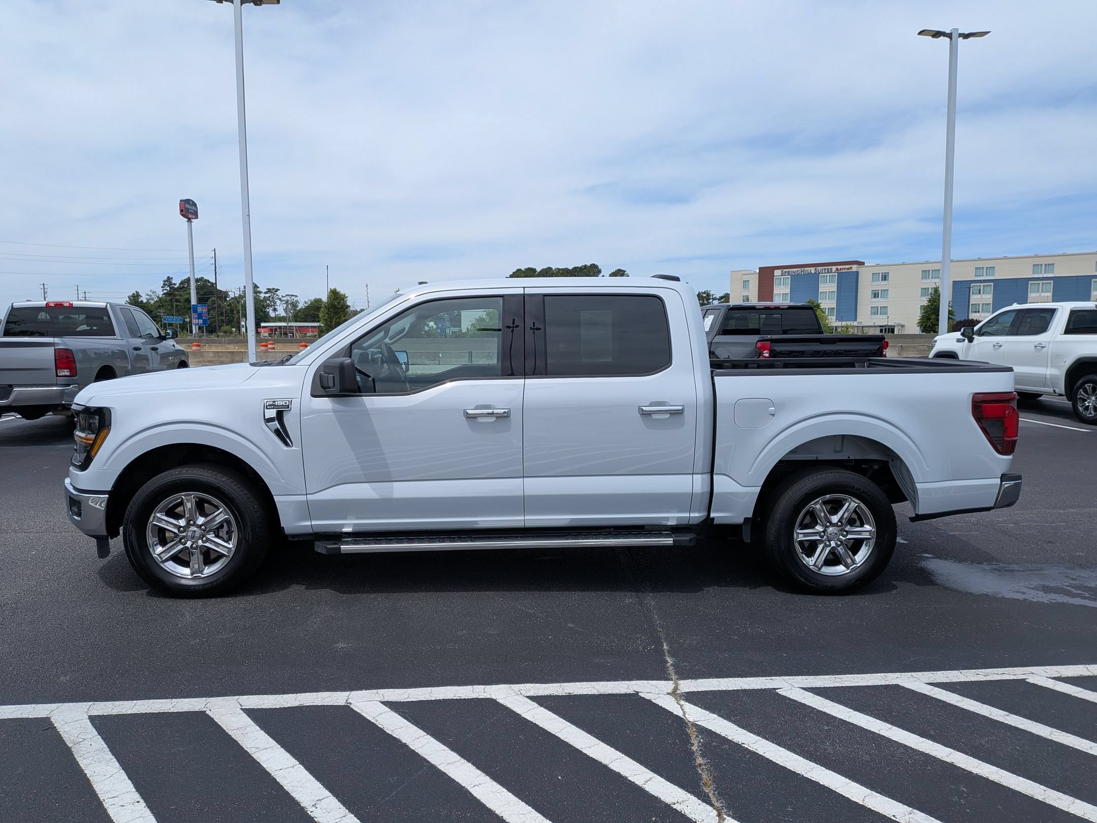 Used 2025 Ford F150 XLT w/ Equipment Group 301A Standard RWD image 6