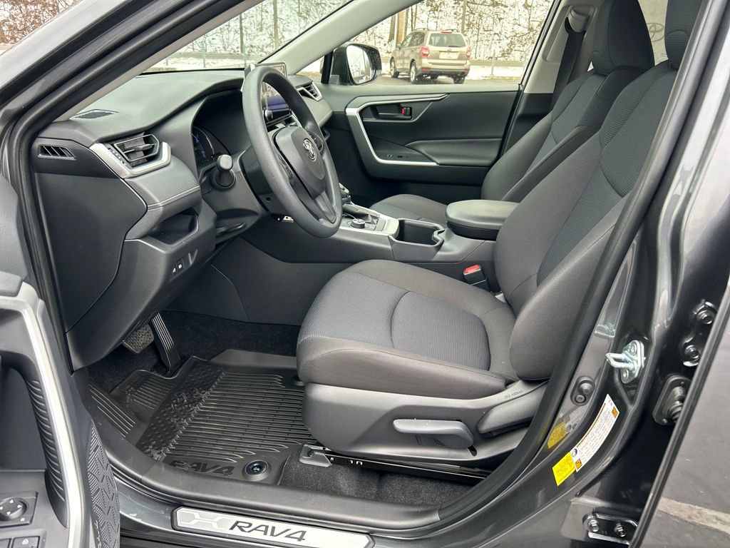 New 2025 Toyota RAV4 LE image 17