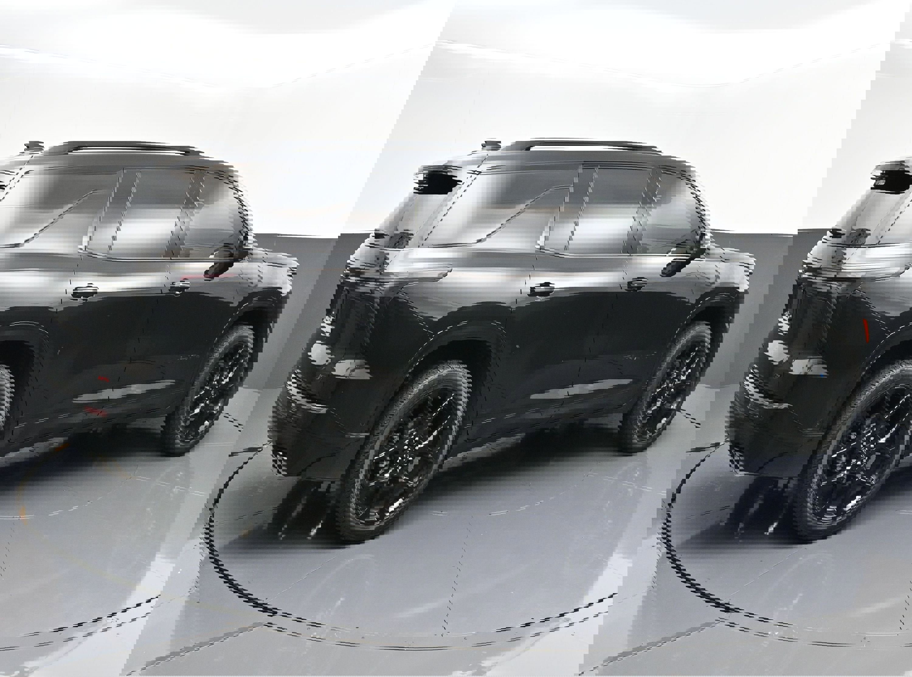 Certified 2024 Chevrolet Traverse RS w/ LPO, Floor Liner Package image 7