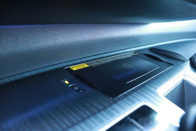 Used 2022 Toyota Sienna XSE w/ XSE Plus Package image 23