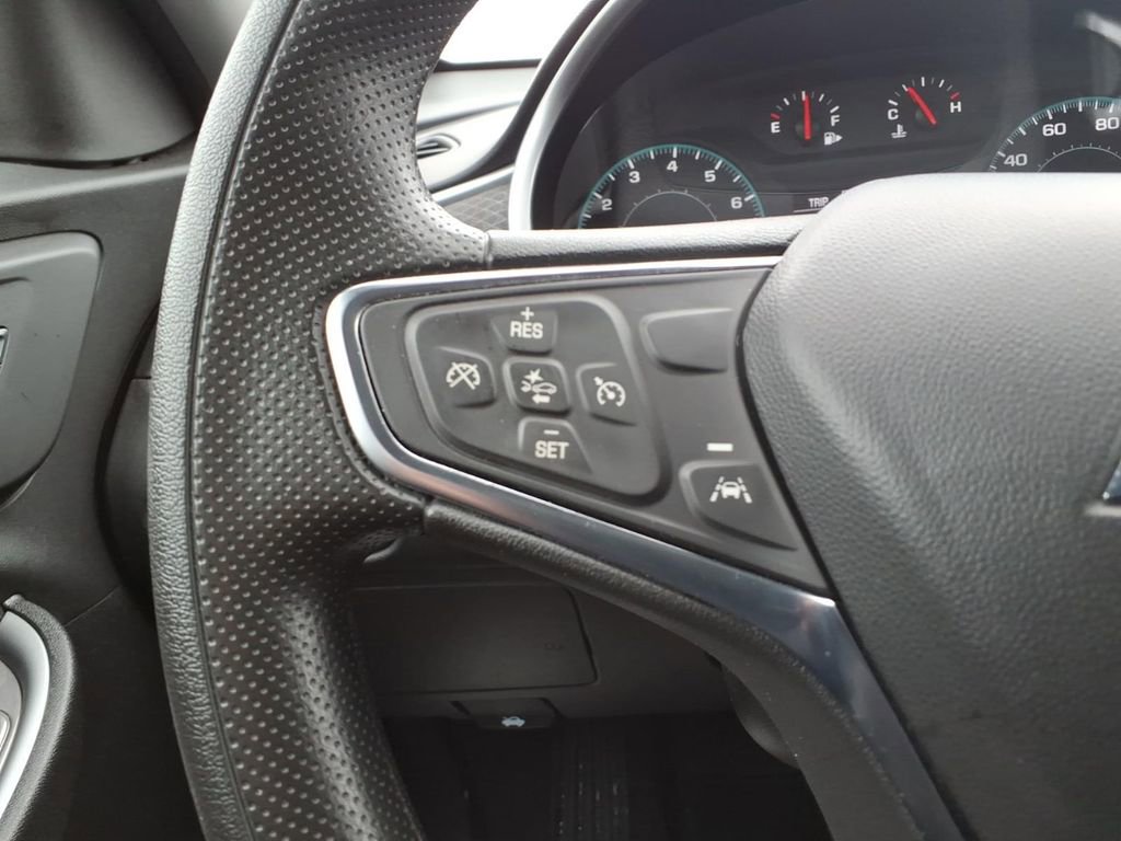 Used 2025 Chevrolet Malibu LT image 22