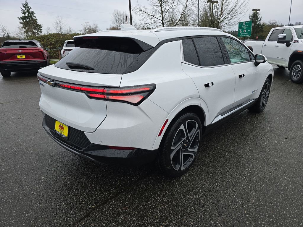 New 2026 Chevrolet Equinox EV LT image 6