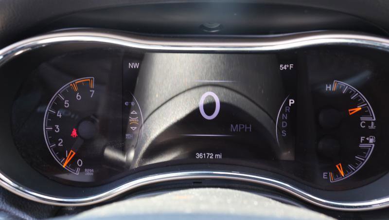 Used 2014 Jeep Grand Cherokee Limited w/ Trailer Tow Group IV image 12