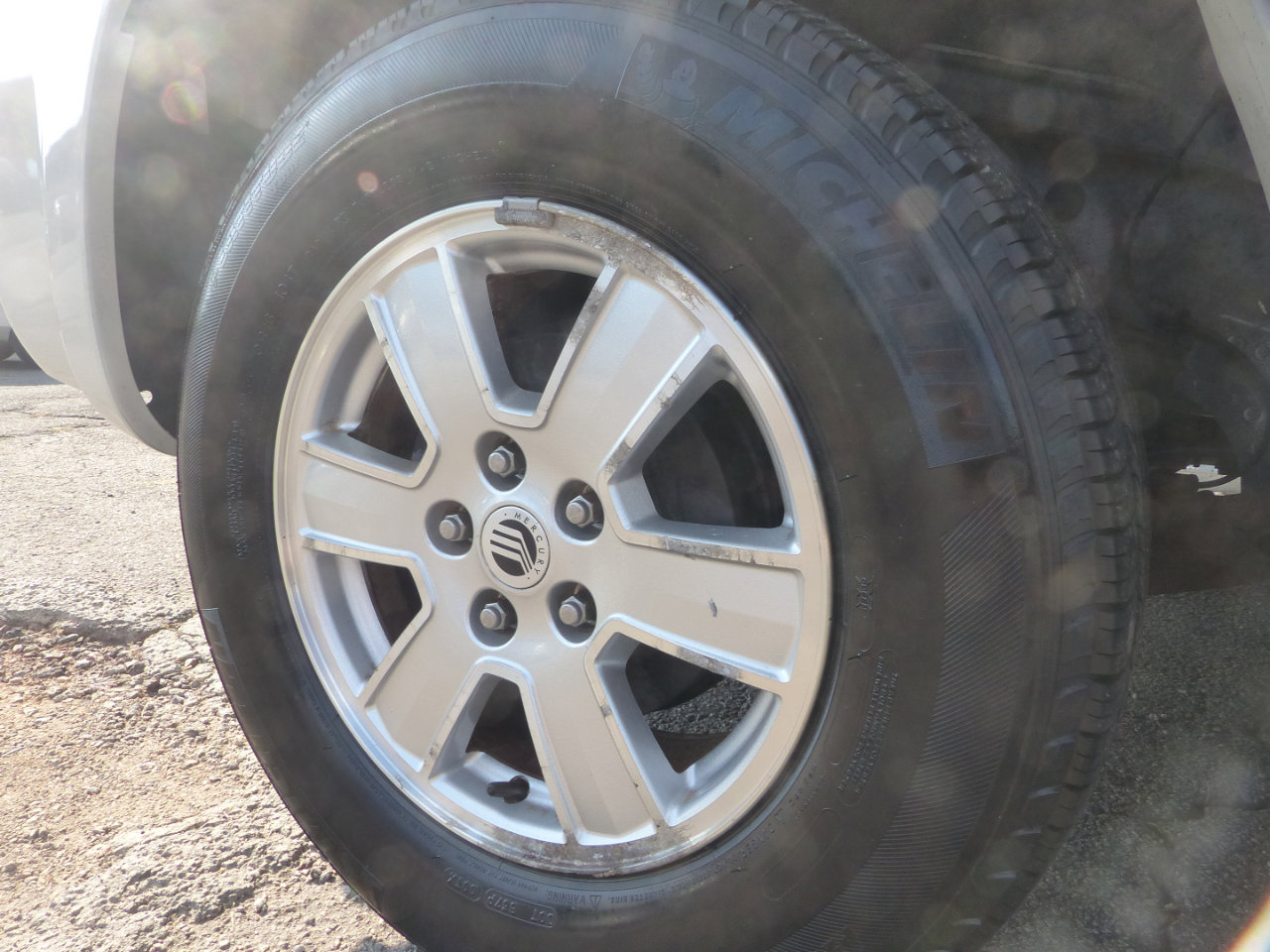 Used 2009 Mercury Mariner 4WD image 28