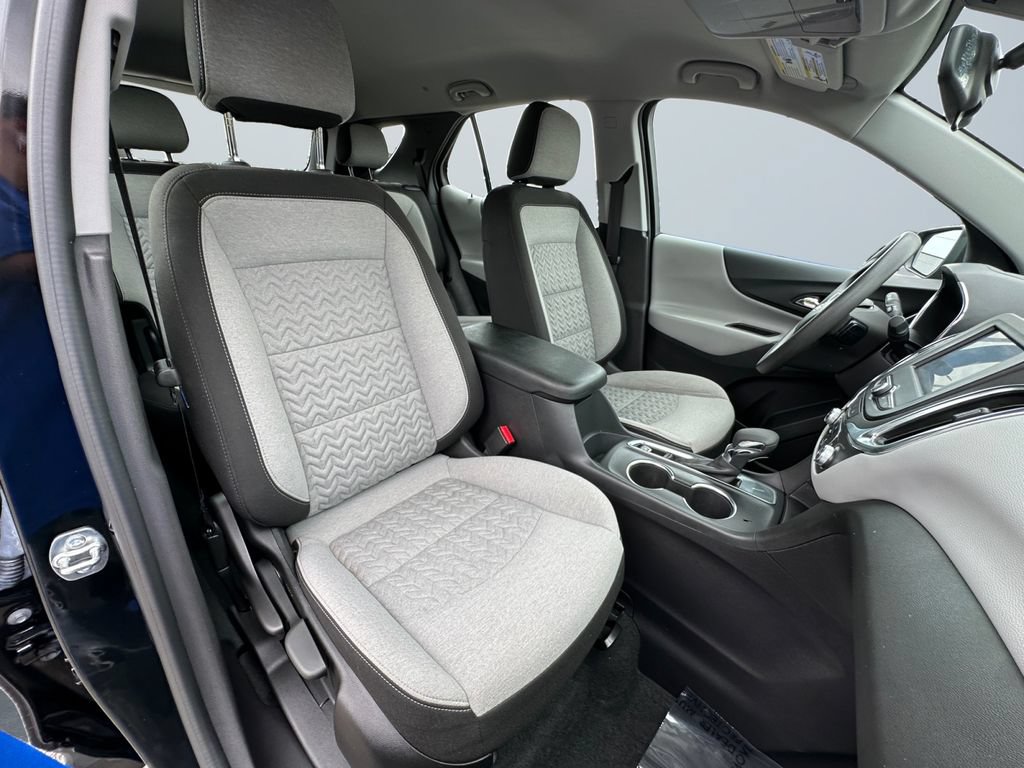 Used 2024 Chevrolet Equinox LS w/ Midnight Edition FWD image 15