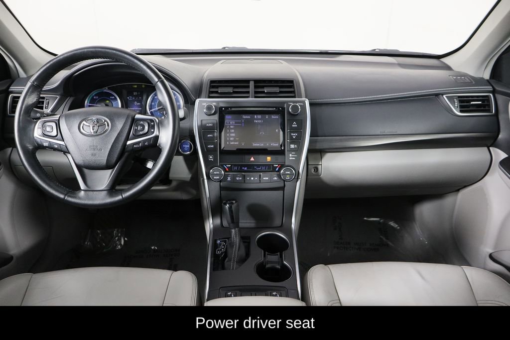 Used 2015 Toyota Camry XLE w/ Moonroof Package image 14