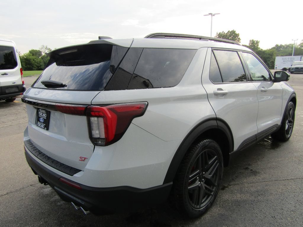 New 2027 Ford Explorer ST w/ Sun And Sound Package AWD/4WD image 13
