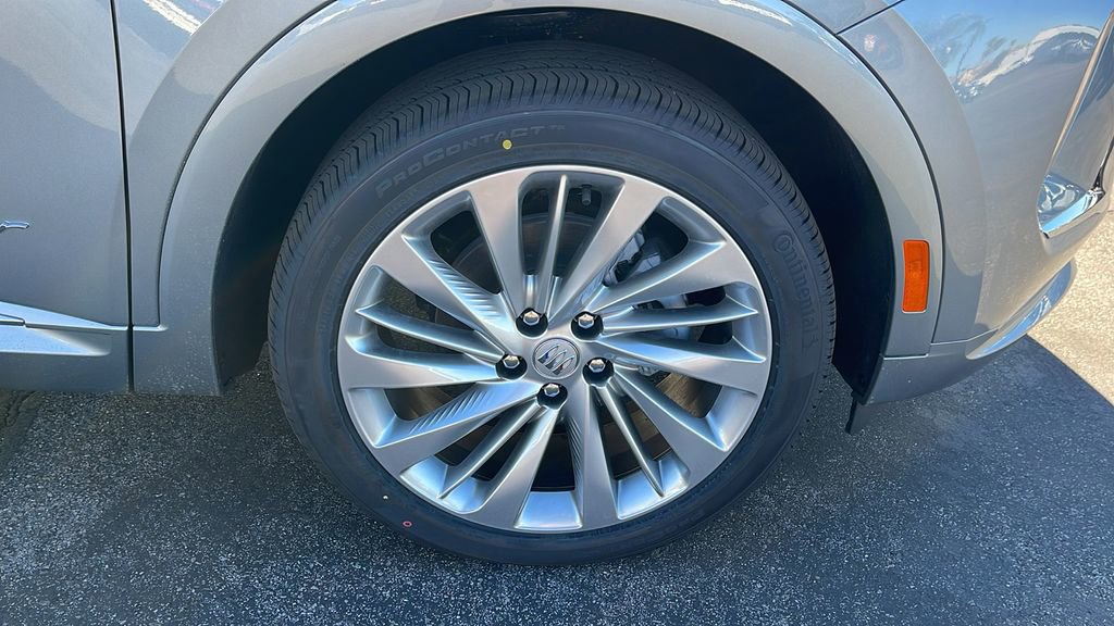 New 2026 Buick Envision Avenir image 9