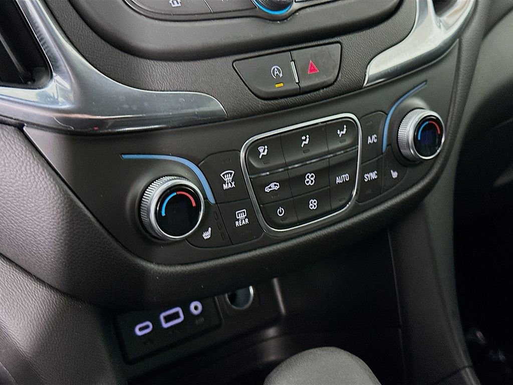 Used 2023 Chevrolet Equinox LT image 22