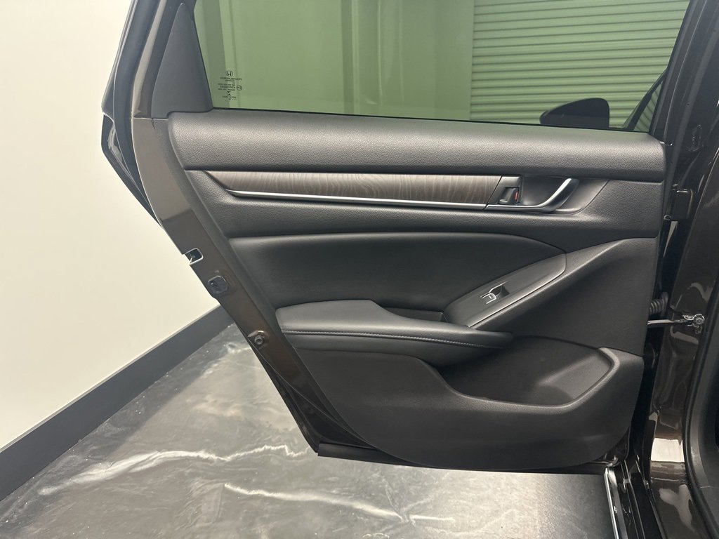 Used 2018 Honda Accord EX-L image 14