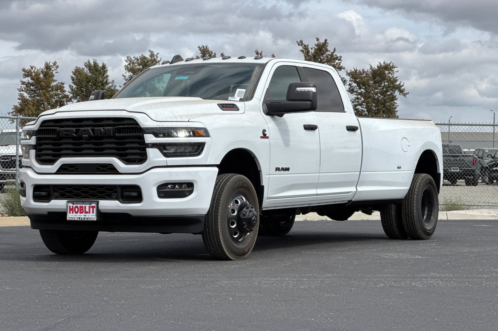 New 2027 RAM 3500 Big Horn AWD/4WD image 7