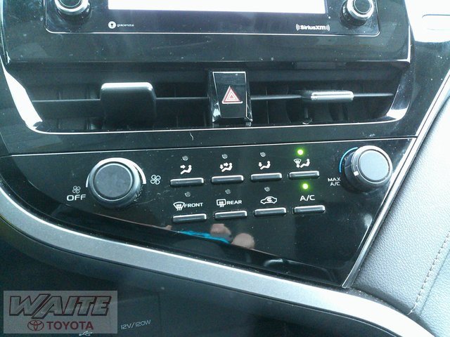 Used 2021 Toyota Camry LE image 16