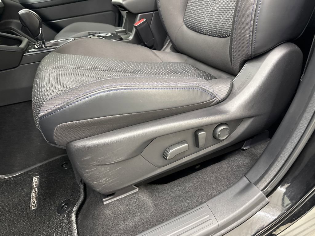 Used 2026 Subaru Forester Premium AWD/4WD image 12