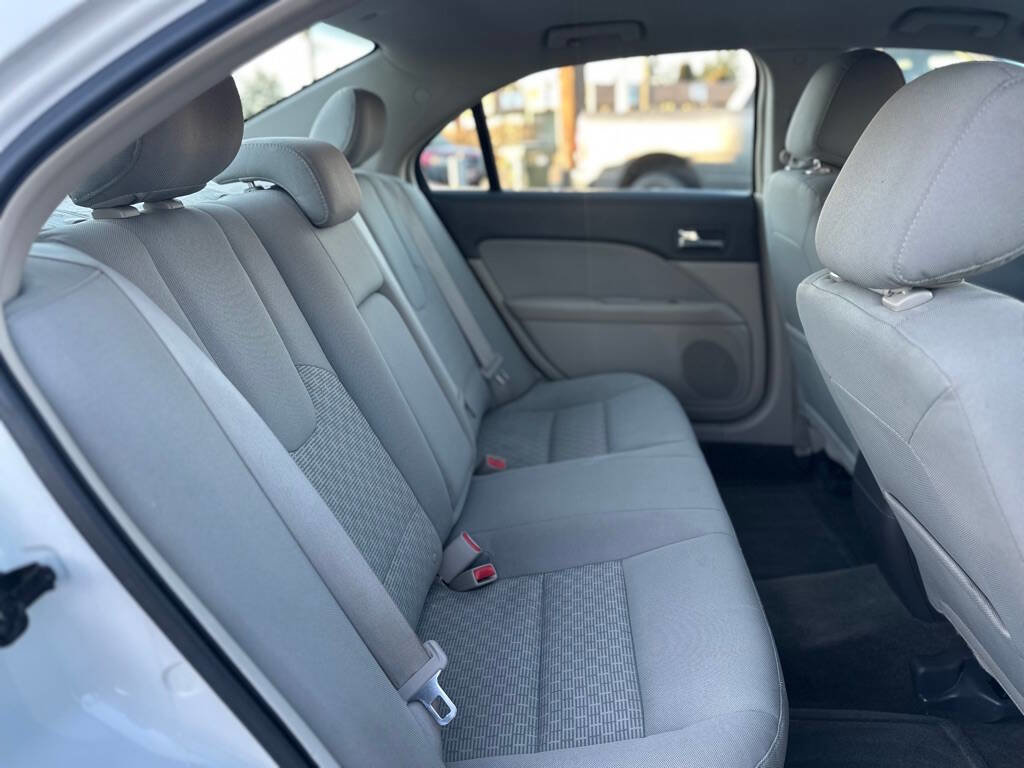 Used 2012 Ford Fusion SE image 23
