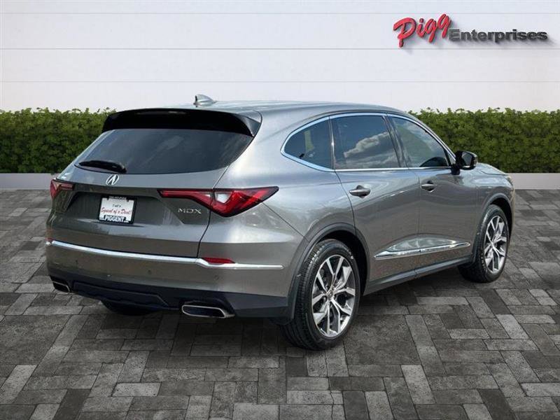 Used 2023 Acura MDX FWD w/ Technology Package image 8