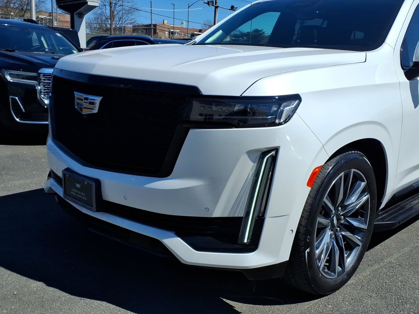 Certified 2023 Cadillac Escalade Sport Platinum AWD/4WD image 7