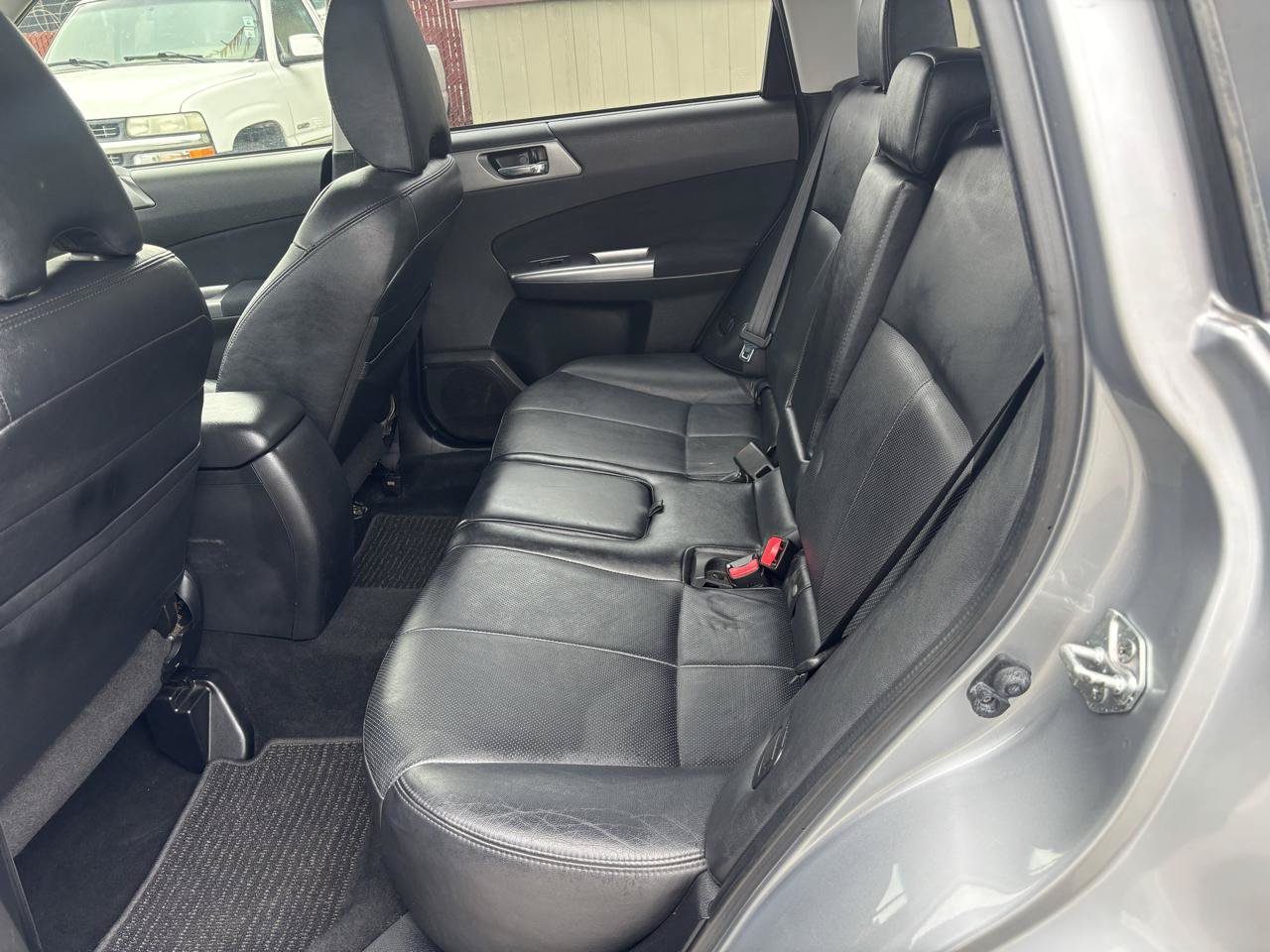 Used 2012 Subaru Forester 2.5X Limited AWD/4WD image 6