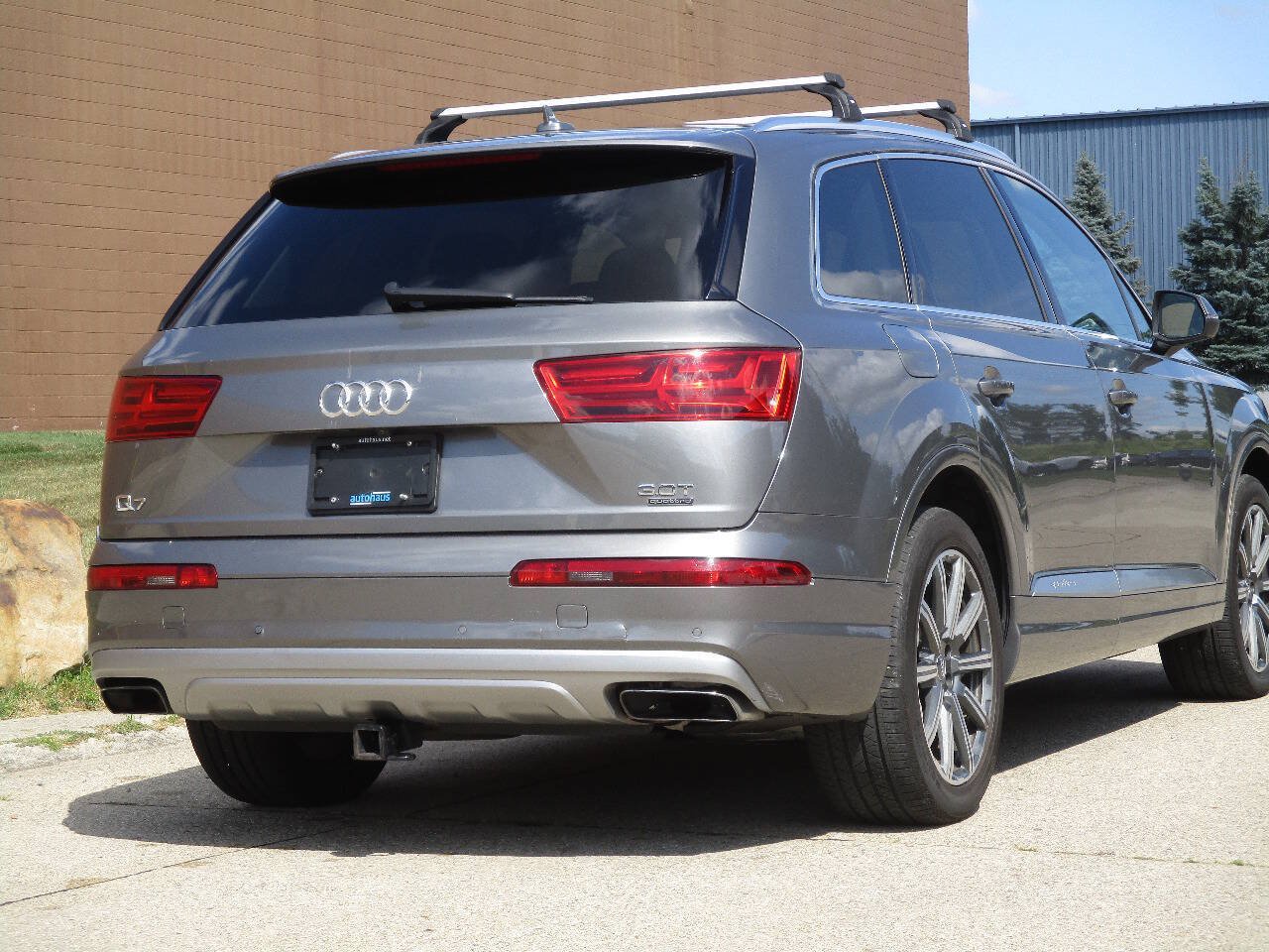 Used 2017 Audi Q7 3.0T Prestige AWD/4WD image 46