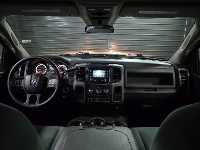 Used 2017 RAM 3500 Tradesman w/ Chrome Appearance Group image 13