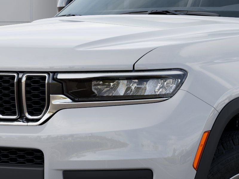 New 2025 Jeep Grand Cherokee L Laredo image 10