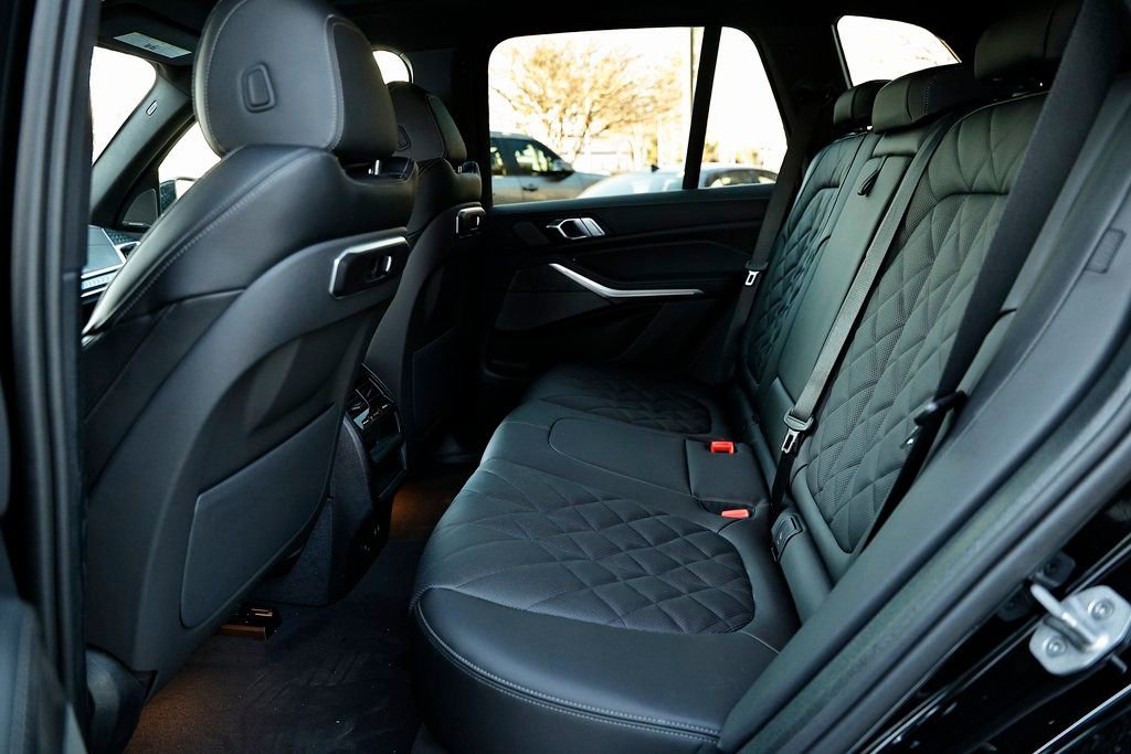New 2026 BMW X5 sDrive40i w/ M Sport Package image 24
