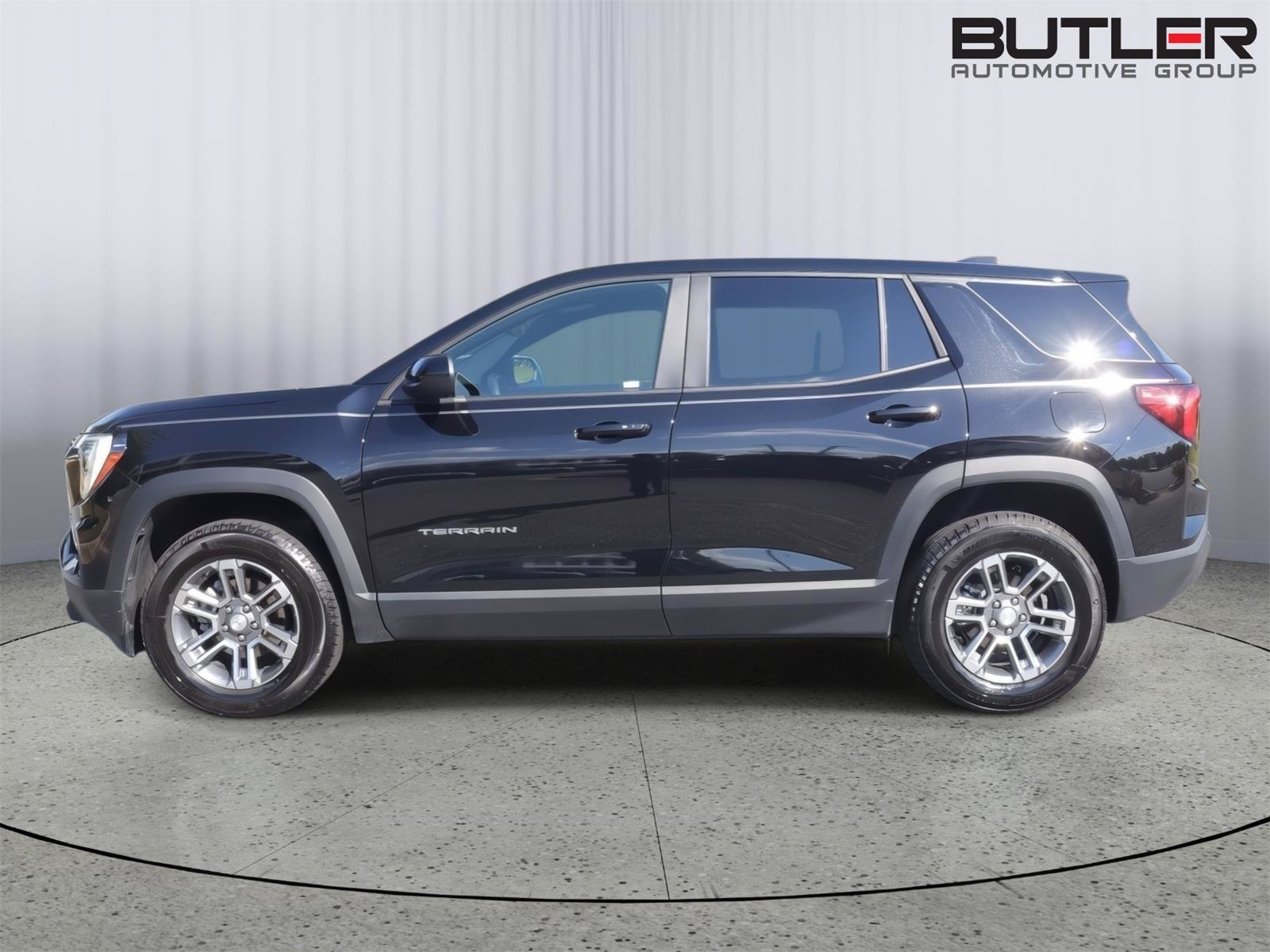 Used 2025 GMC Terrain Elevation AWD/4WD image 3