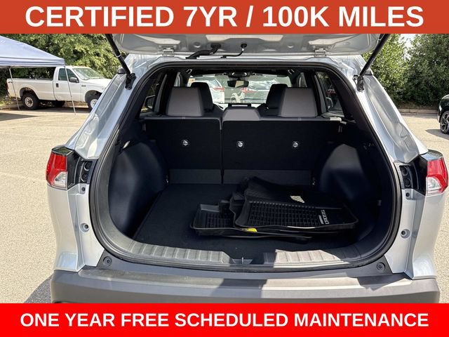 Used 2024 Toyota Corolla Cross AWD Hybrid image 12
