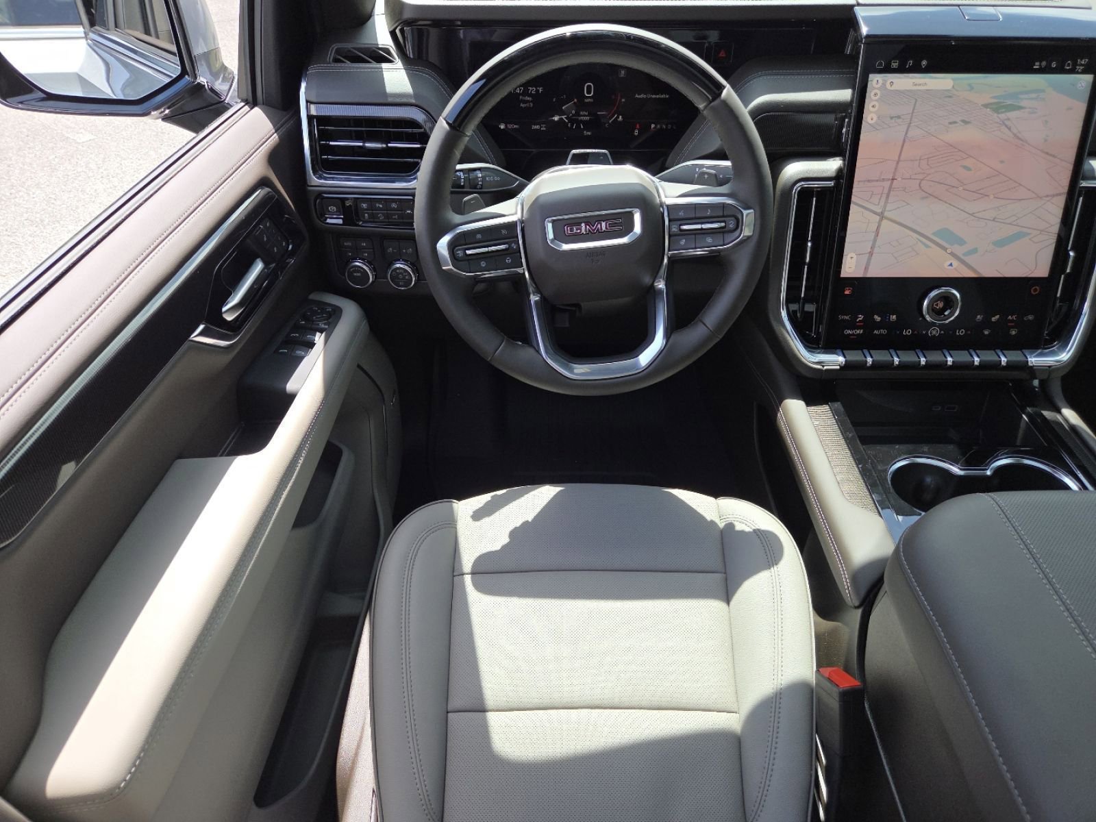 New 2026 GMC Yukon XL Elevation image 35