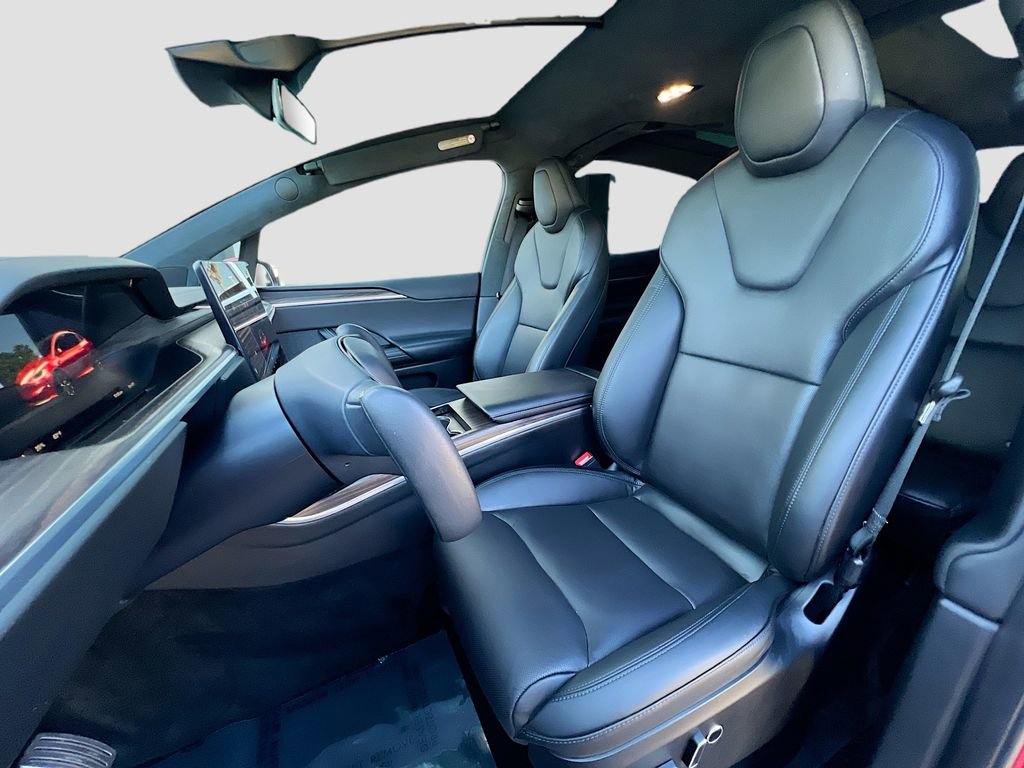 Used 2023 Tesla Model X image 20