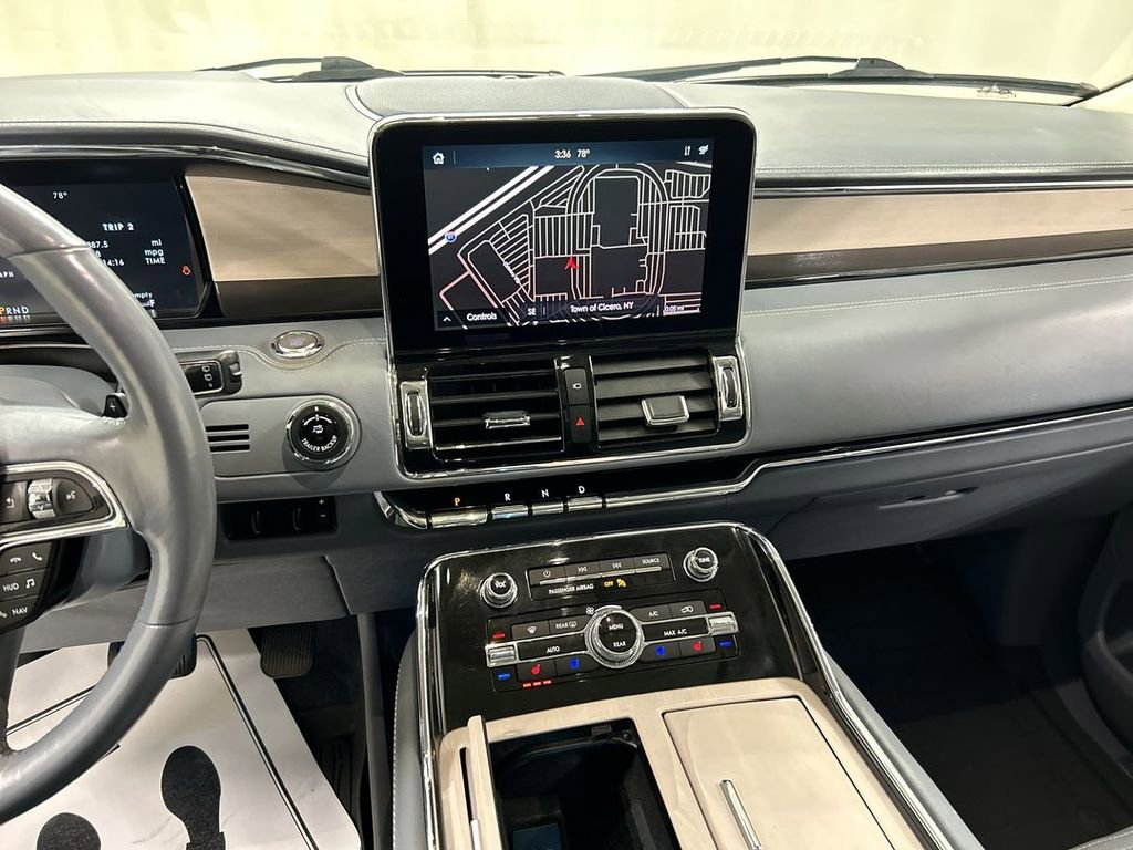Used 2021 Lincoln Navigator L Black Label w/ Special Edition Package AWD/4WD image 19
