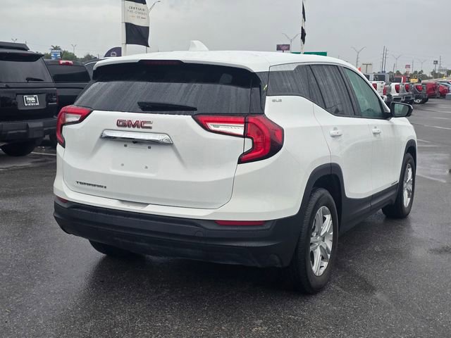 Used 2024 GMC Terrain SLE image 6