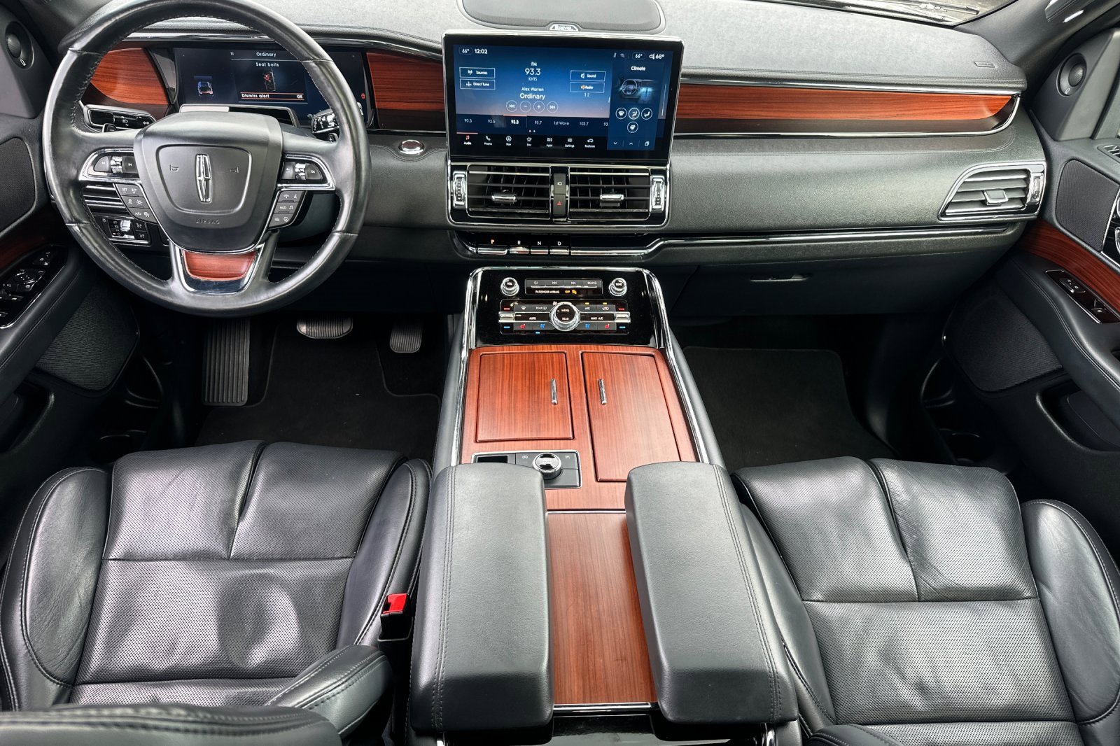 Used 2022 Lincoln Navigator L Reserve image 12