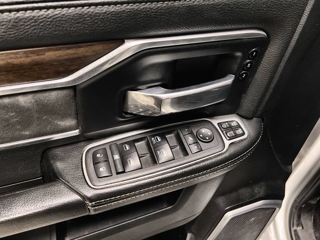 Used 2024 RAM 2500 Laramie AWD/4WD image 14