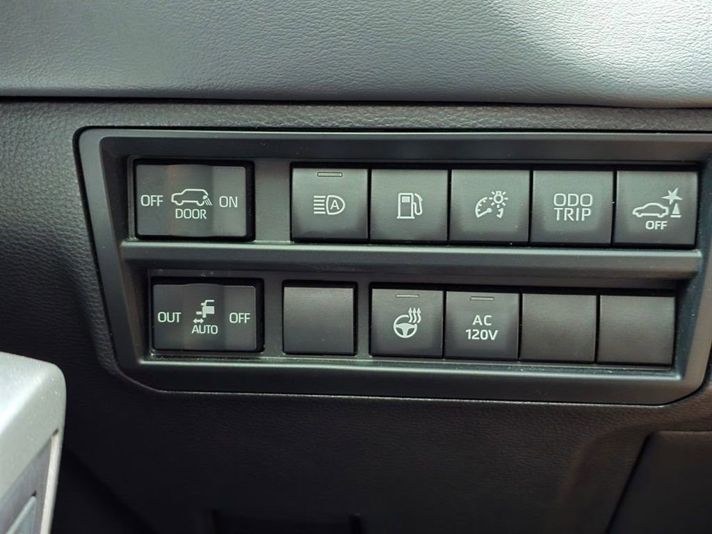 Used 2023 Toyota Sequoia Platinum AWD/4WD image 54