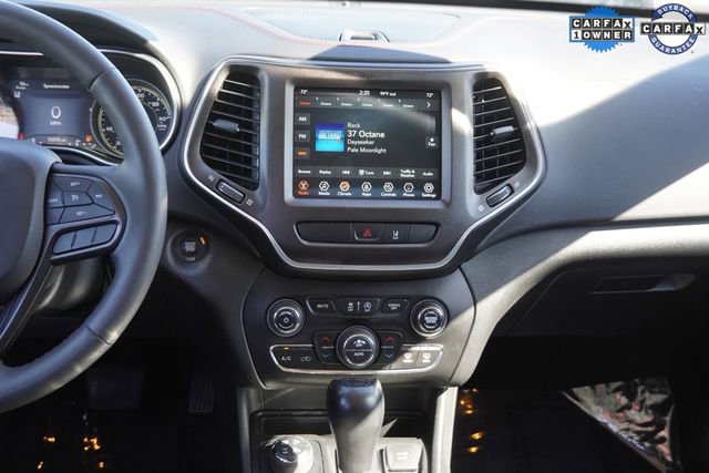 Used 2022 Jeep Cherokee Trailhawk image 18