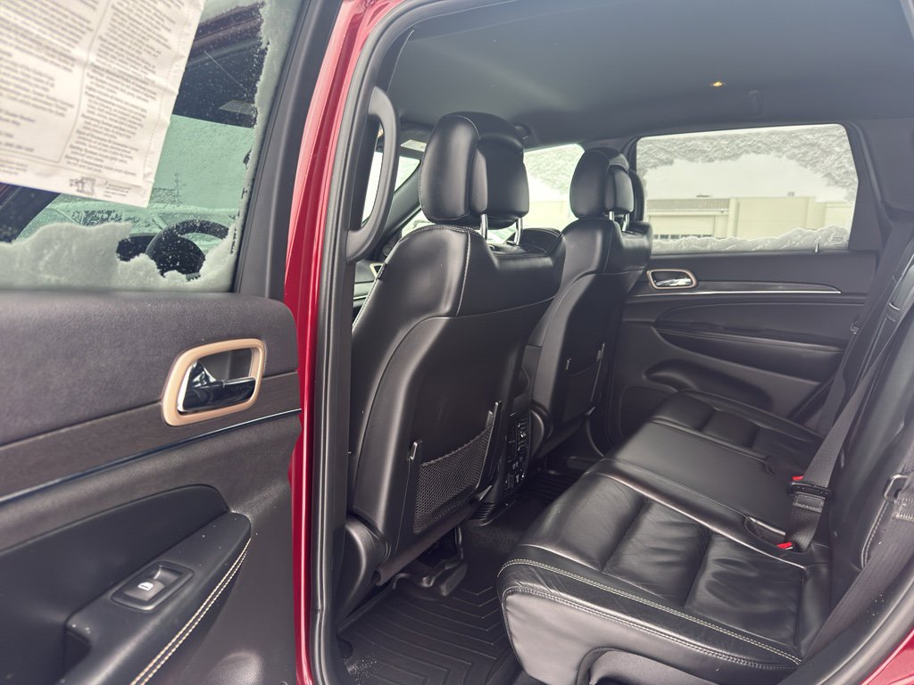 Used 2017 Jeep Grand Cherokee Limited w/ Trailer Tow Group IV image 29