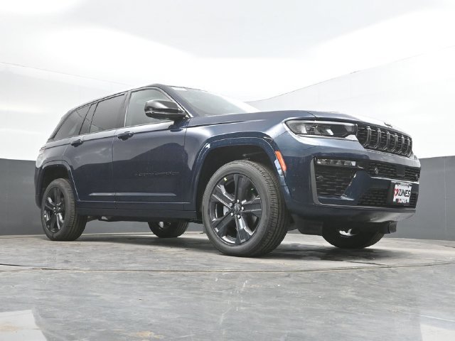 New 2027 Jeep Grand Cherokee Limited AWD/4WD image 52