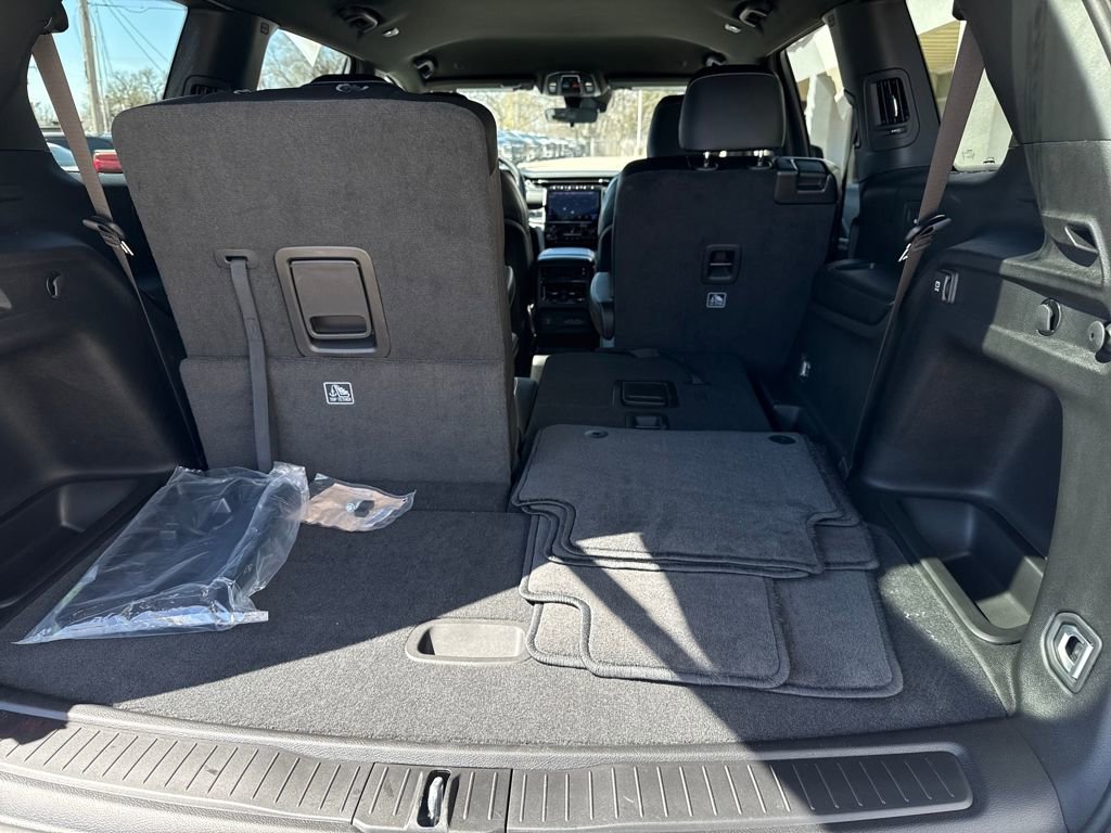 New 2025 Jeep Grand Cherokee L Limited w/ Black Appearance Package image 24