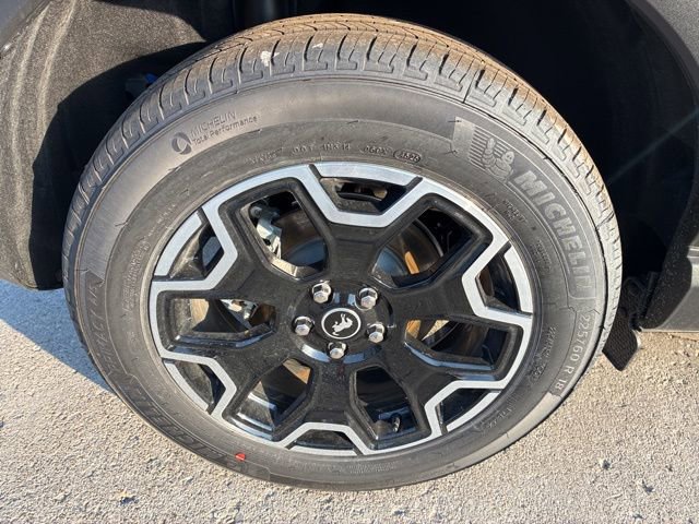 New 2026 Ford Bronco Sport Outer Banks w/ Outer Banks Tech Package+ image 13