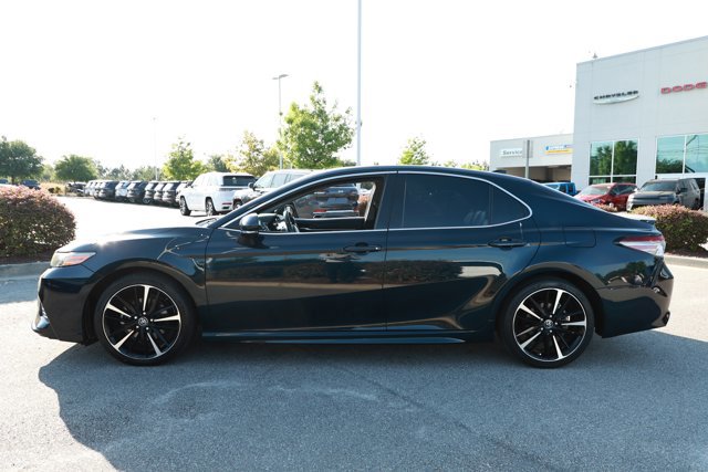 Used 2019 Toyota Camry XSE image 9