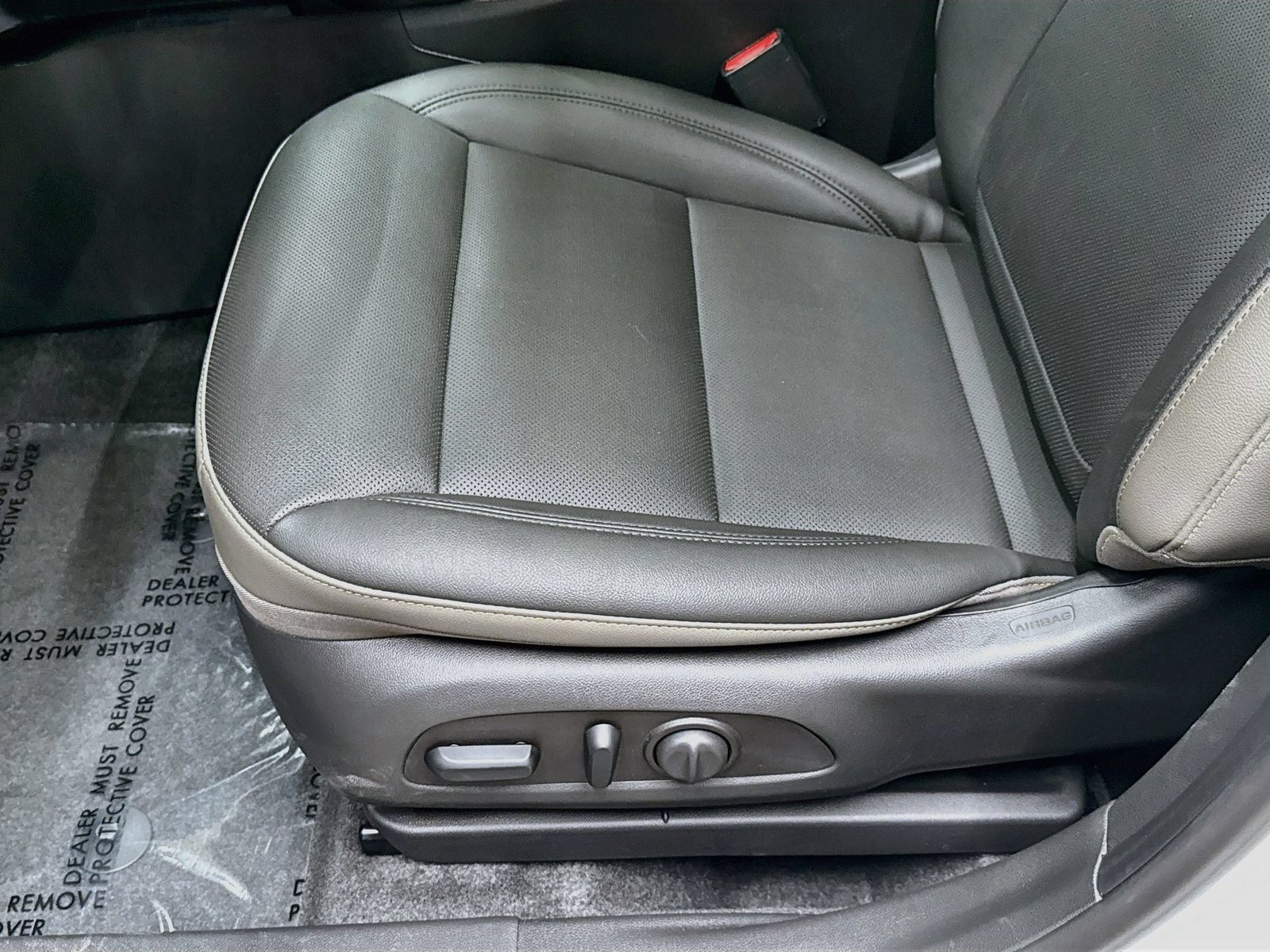 New 2026 Chevrolet Trax ACTIV w/ Sunroof Package FWD image 24