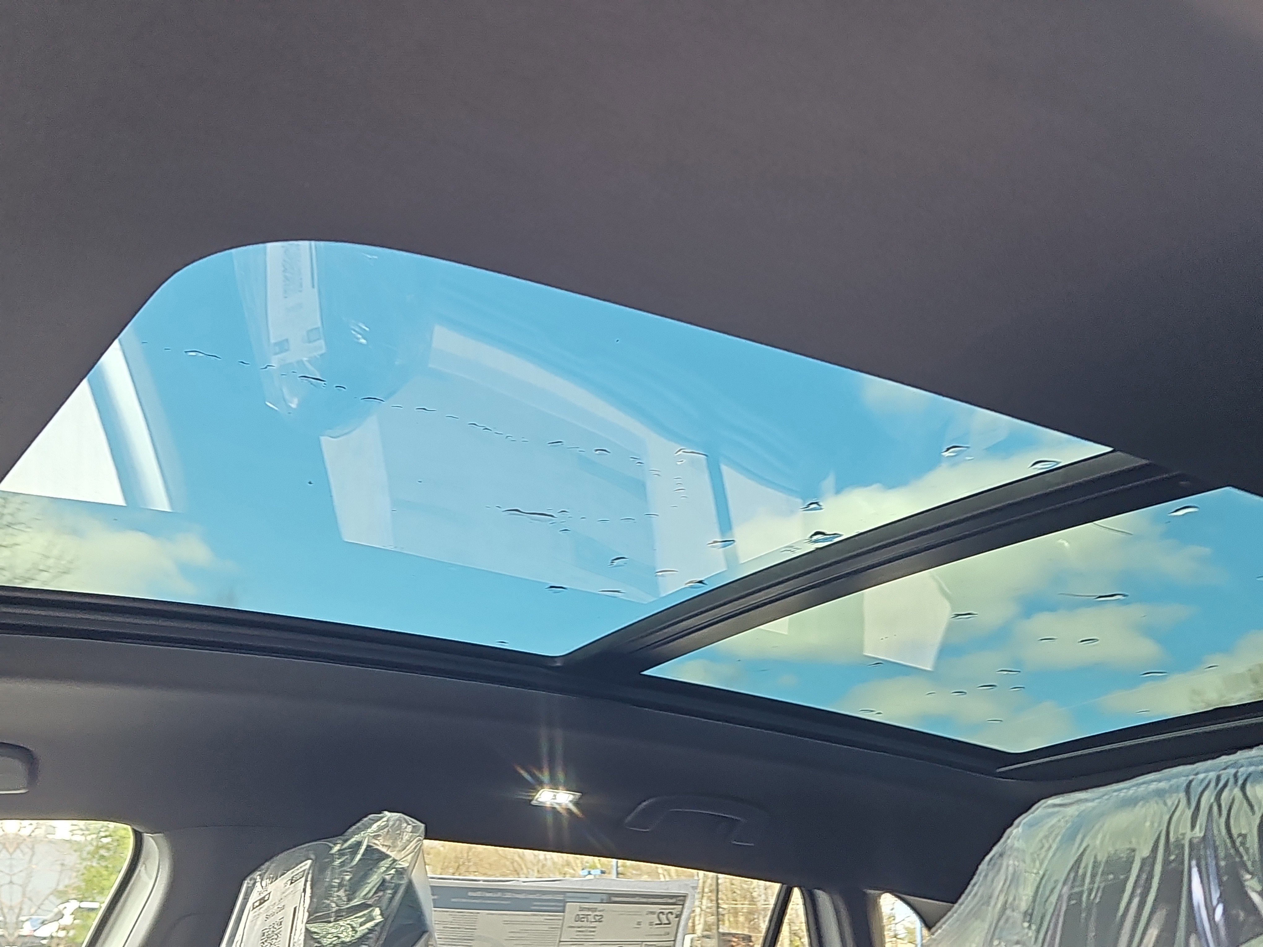 New 2026 Volkswagen Atlas Cross Sport SEL R-Line image 8