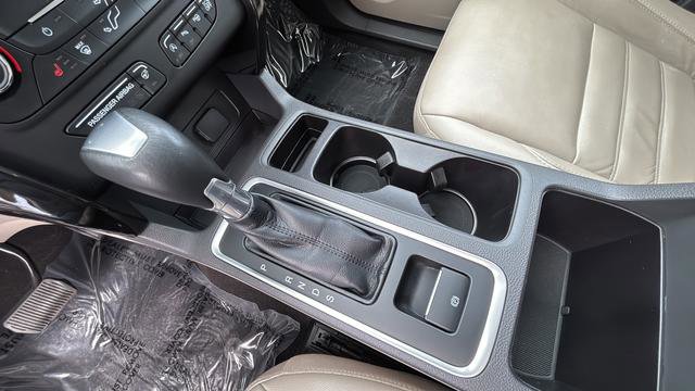 Used 2017 Ford Escape Titanium w/ Equipment Group 301A image 17