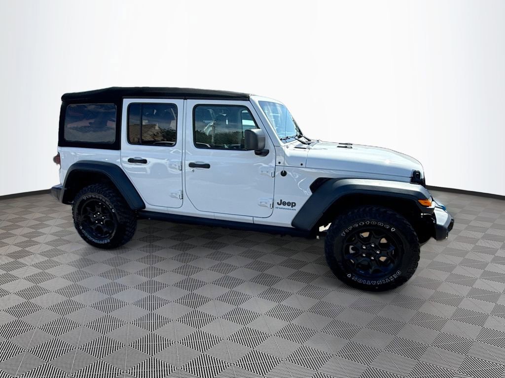 Used 2023 Jeep Wrangler Unlimited w/ Cold Weather Group image 5